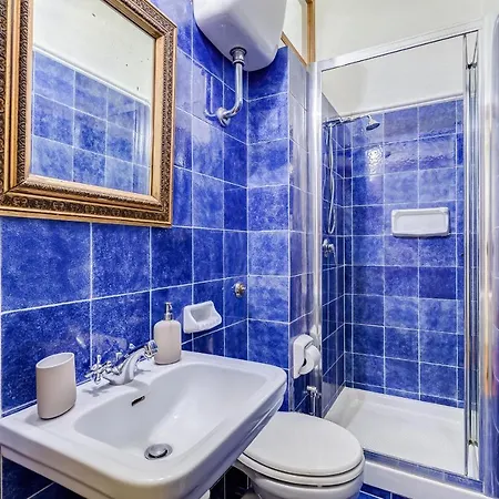 아파트 Historical Few Steps From Piazza Navona