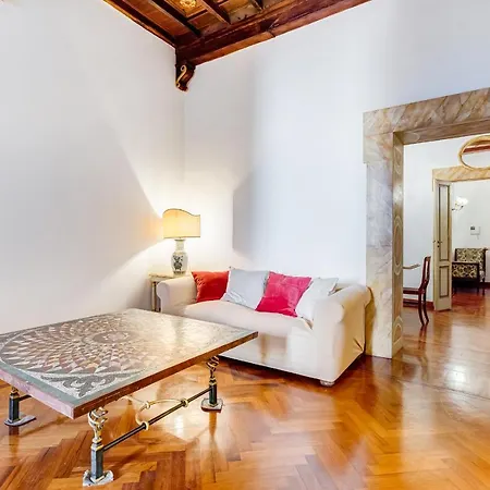 아파트 Historical Few Steps From Piazza Navona *