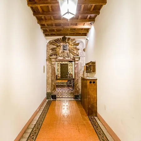 Historical Few Steps From Piazza Navona *