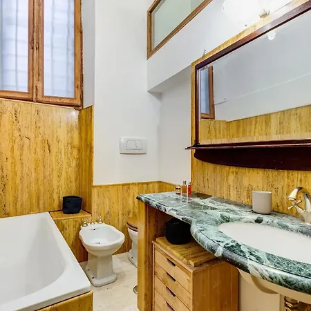 Historical Few Steps From Piazza Navona Daire Roma